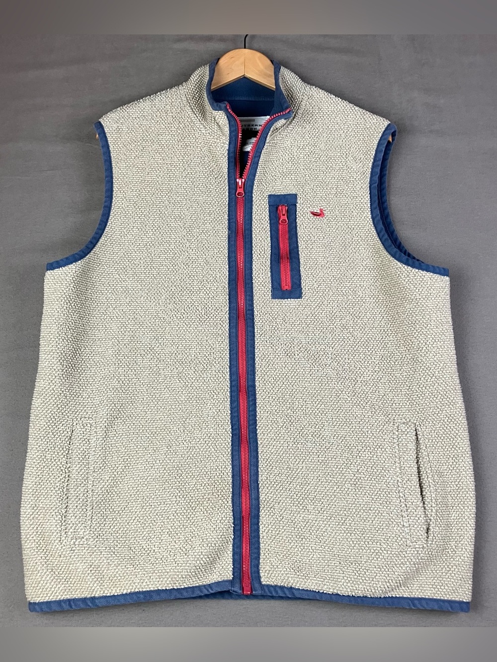 Southern Marsh Men’s Size M Full Zip Vest Light Beige Preppy Pockets Logo. In go